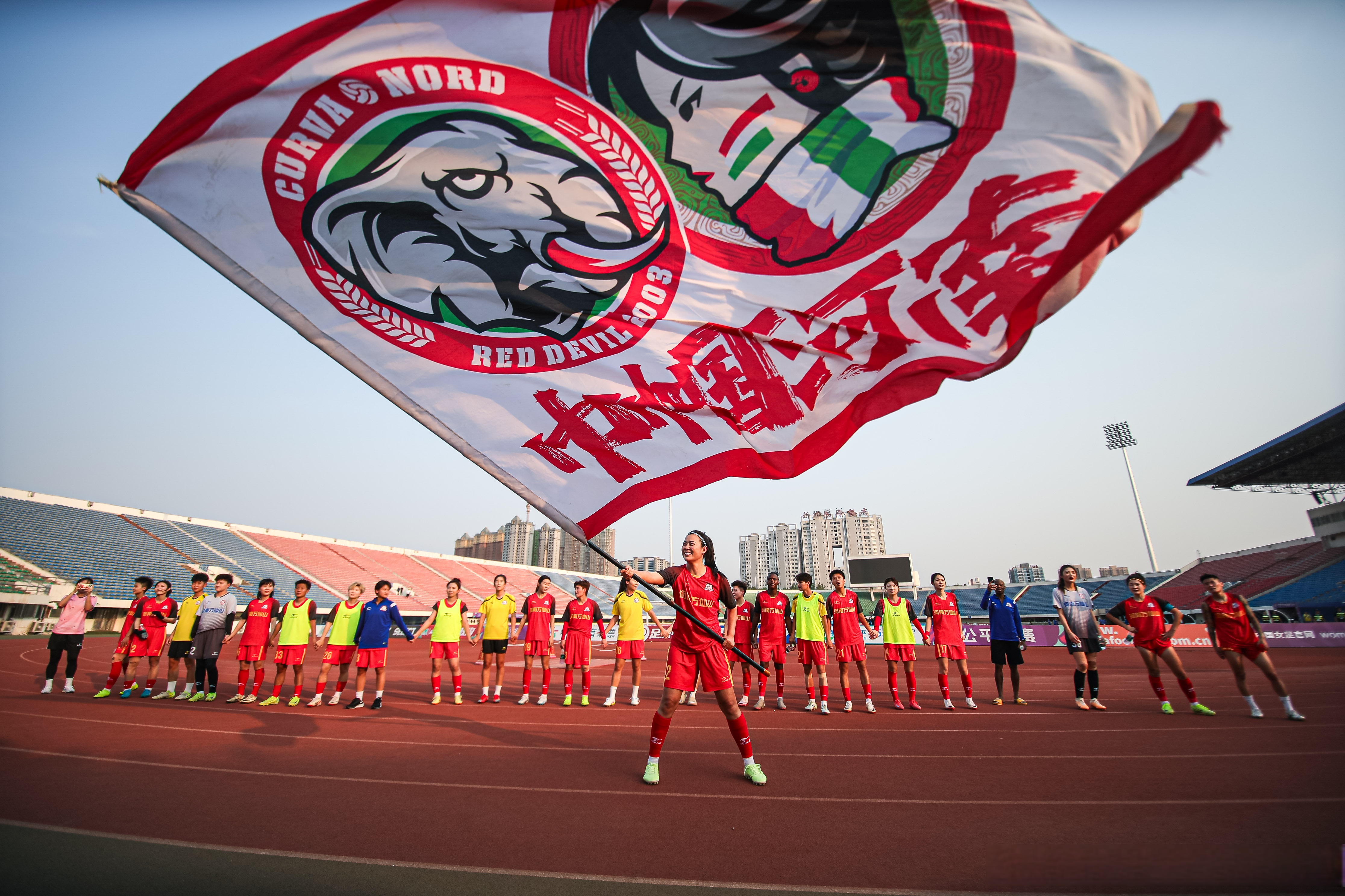 异军突起！运动员实力逆袭引全球瞩目的简单介绍