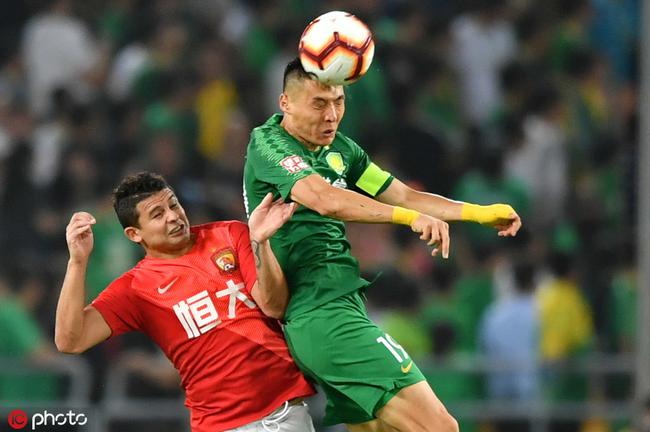 关于恒大仍坚守榜首，迎战江苏队实现六连胜的信息