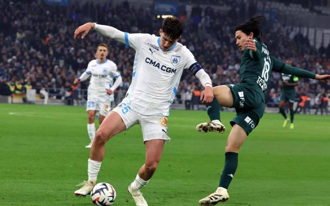 包含摩纳哥球员状态火热，表现抢眼的词条