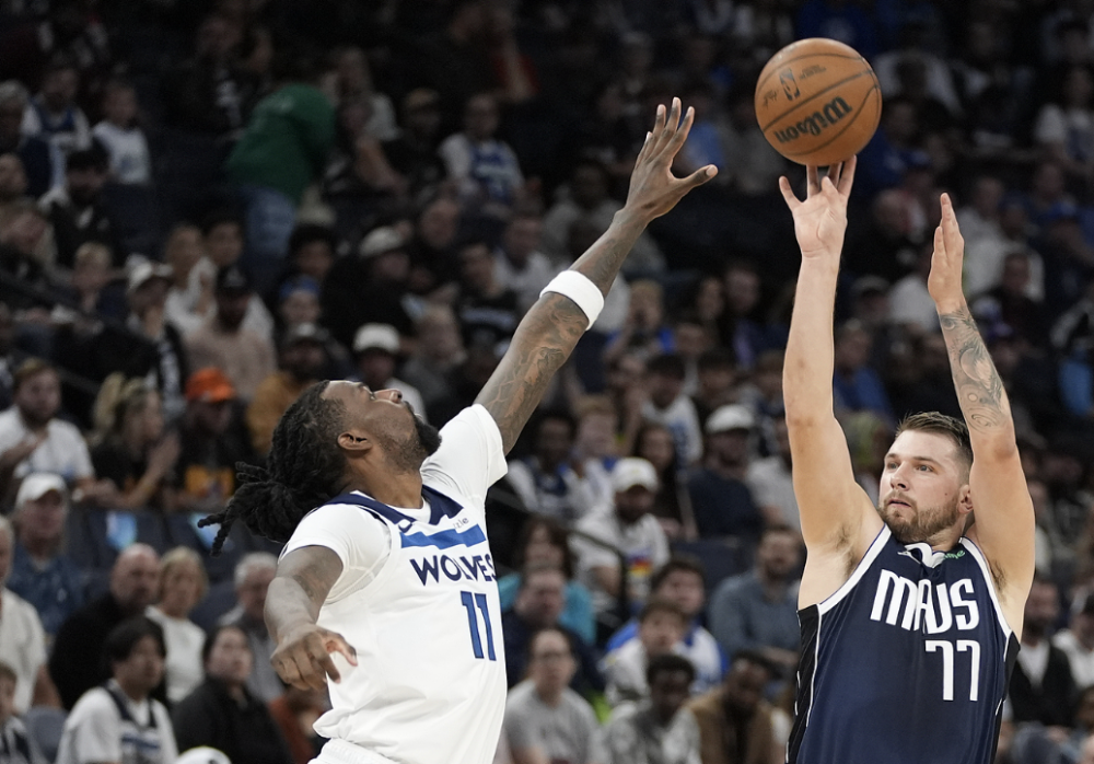 关于篮网轻取上海队，约基奇扛起全队的信息