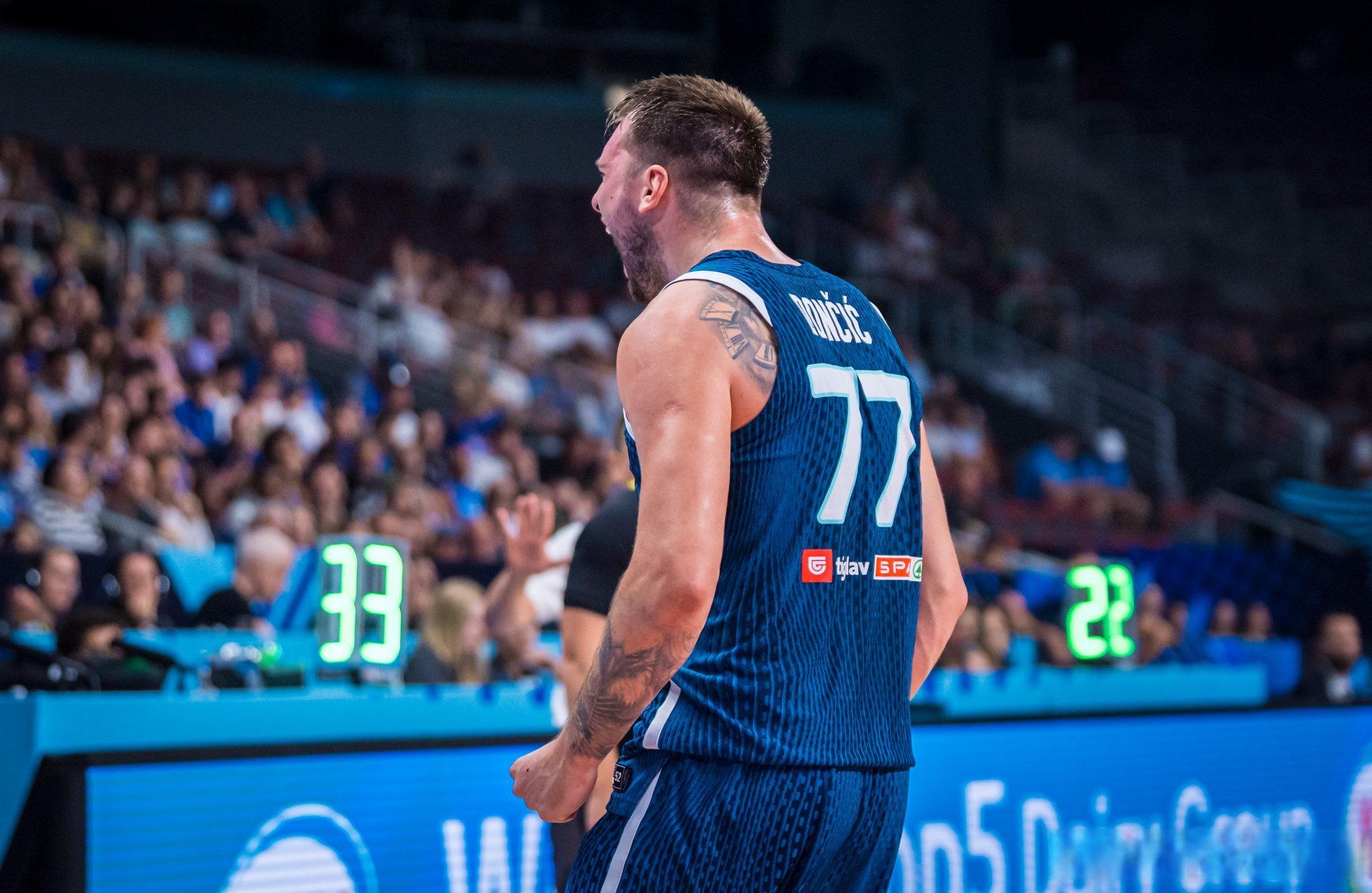 意大利男篮险胜湖人B队,威斯布鲁克统治全场的简单介绍 意大利男篮险胜湖人B队,威斯布鲁克统治全场的简单介绍