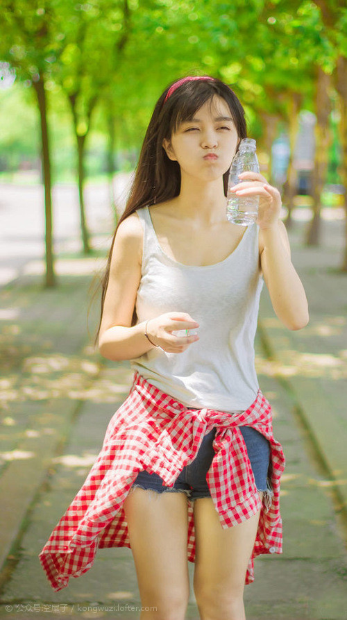 英格拉姆扛起全队，活塞压哨绝杀上海队—一场跨越文化的篮球对话