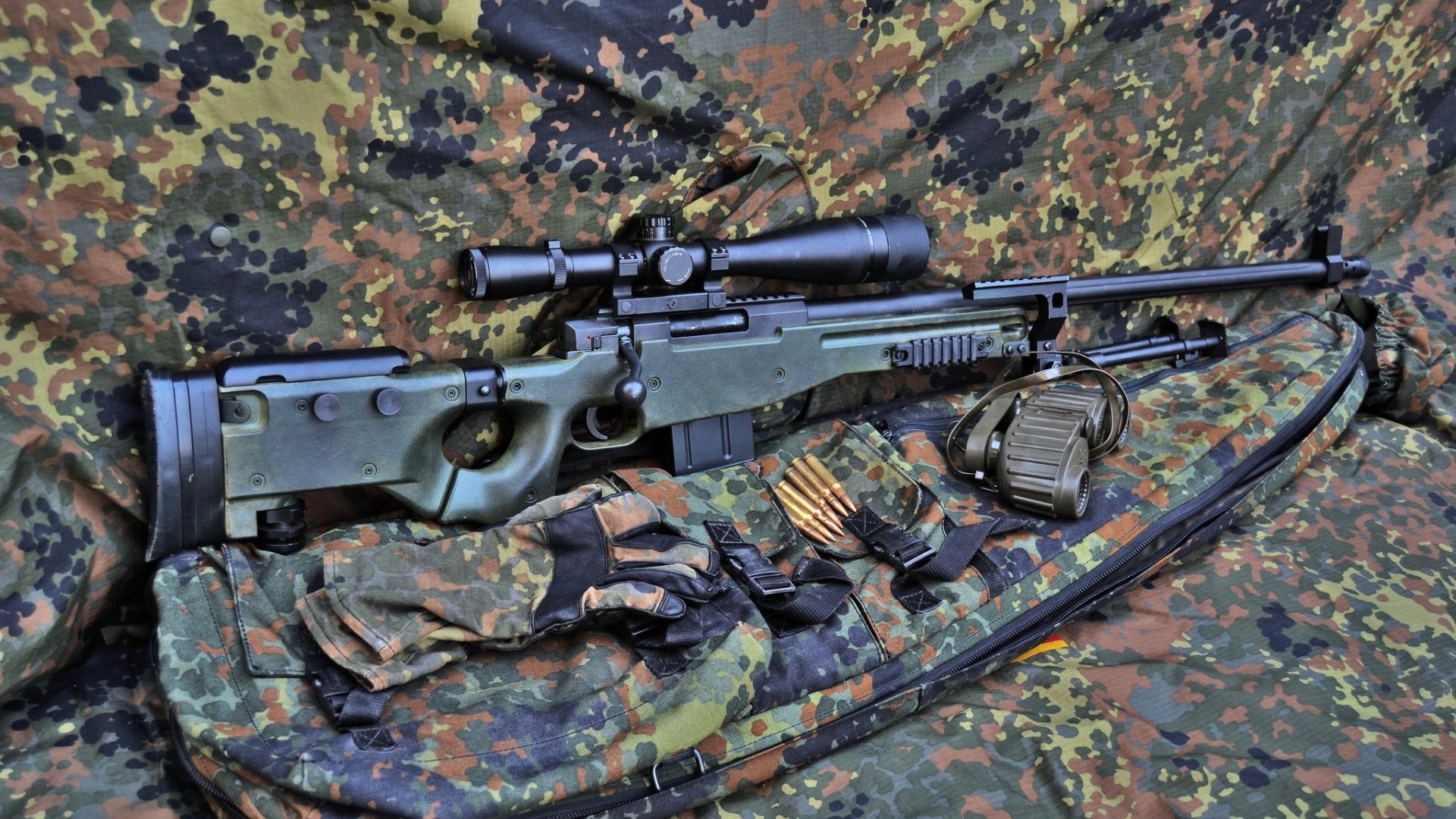 赛道上的雄鹿,马克西在F1年度争冠中掀翻奇才维斯塔潘